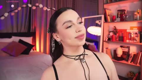 Snapshot of lunanight_ chatting on February 2025 11:25:02 PM Luna next streams Mon Fri Sat Sun 8pm-5am gmt0 online show from February 2025 11:25:02 PM