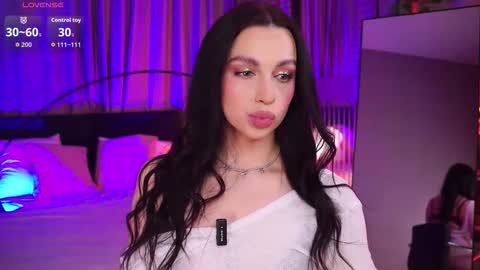 Luna  next streams Mon Fri Sat Sun 8pm-5am gmt0 online show from December 2025 08:35:01 PM