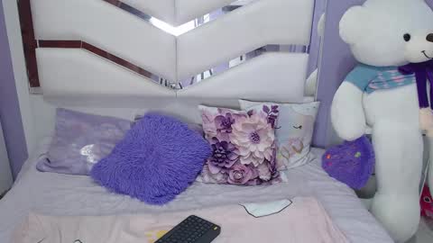 Snapshot of lunaoliveros chatting on December 2025 11:36:02 AM Luna online show from December 2025 11:36:02 AM