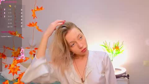 Kelly online show from November 2025 03:01:02 PM