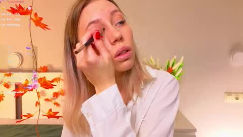 Kelly online show from November 2025 02:42:02 PM