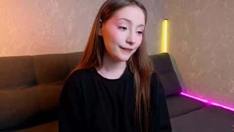 Sonya online show from June 2026 04:18:01 PM