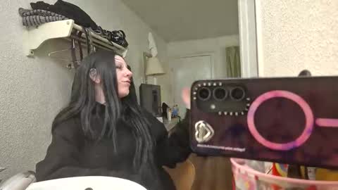 lunarpuke online show from January 2026 09:13:01 AM