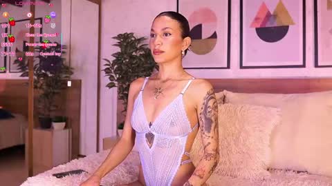 Luna Ruso  online show from March 2026 07:40:01 PM