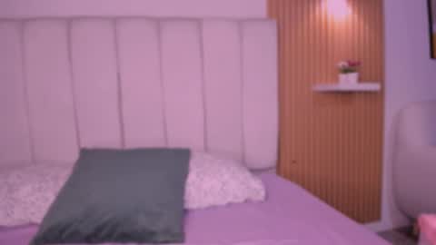 Lunita online show from February 2026 05:24:01 PM