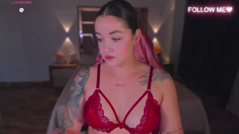 LUNA ROSE online show from November 2025 01:51:02 AM