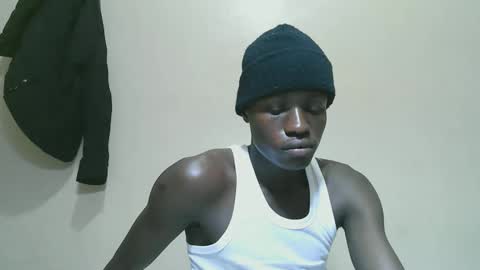 Snapshot of luoislove chatting on October 2025 08:55:02 AM luoislove online show from October 2025 08:55:02 AM