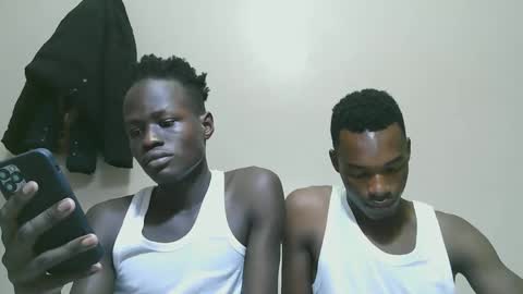 Snapshot of luoislove chatting on November 2025 03:50:01 PM luoislove online show from November 2025 03:50:01 PM