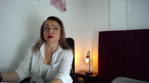 Lupita223 online show from February 2025 12:34:01 PM