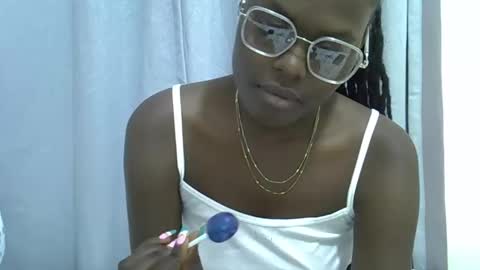 sweet girl online show from December 2025 10:18:02 PM