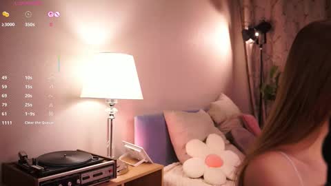 Eva online show from November 2025 03:04:01 PM