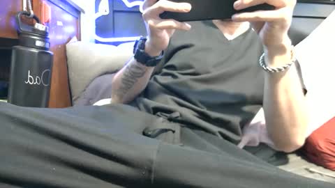 lurkus online show from October 2025 07:54:01 AM