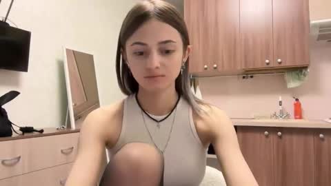 May online show from November 2025 05:03:01 PM