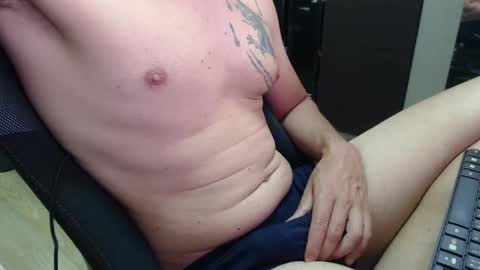 Snapshot of lushboy90 chatting on February 2025 08:19:02 AM lushboy90 online show from February 2025 08:19:02 AM