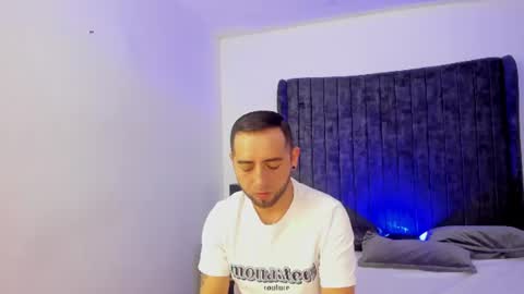 Snapshot of lushian_luna chatting on June 2026 05:23:01 PM Lushian And Luna online show from June 2026 05:23:01 PM