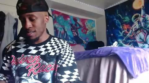 Snapshot of lust_j chatting on June 2026 05:44:01 PM LUST online show from June 2026 05:44:01 PM