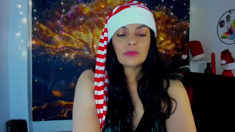 Snapshot of lust_mom chatting on December 2024 09:42:02 PM Angela 3 online show from December 2024 09:42:02 PM