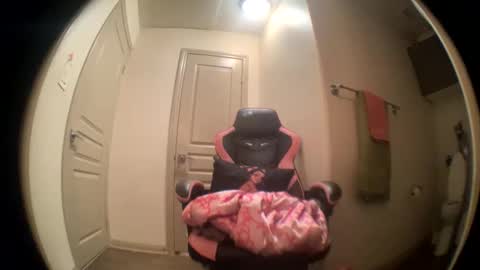 Snapshot of lustforlola chatting on January 2025 08:21:02 AM LOLA online show from January 2025 08:21:02 AM