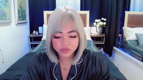 Snapshot of lustfuloffendertrina chatting on January 2025 01:52:02 PM Trina online show from January 2025 01:52:02 PM