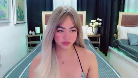 Snapshot of lustfuloffendertrina chatting on January 2025 05:02:01 PM Trina online show from January 2025 05:02:01 PM