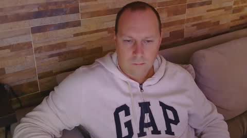 lustonfan online show from April 2026 12:51:02 PM