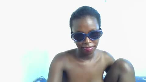 Snapshot of lustrousnerd chatting on February 2025 06:53:02 AM Noreh online show from February 2025 06:53:02 AM