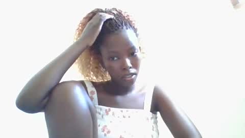 Snapshot of lustrousnerd chatting on March 2025 08:19:02 AM Noreh online show from March 2025 08:19:02 AM