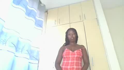 Snapshot of lustrousnerd chatting on November 2025 03:52:02 AM Noreh online show from November 2025 03:52:02 AM