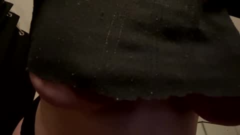 Snapshot of lustytits85 chatting on January 2025 12:44:02 PM lustytits85 online show from January 2025 12:44:02 PM