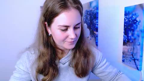 lusy_kiss_ online show from October 2025 11:36:02 AM