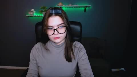 lusy_puff online show from December 2024 09:45:02 AM