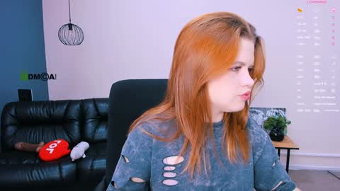 lusy_puff online show from December 2024 12:20:02 PM