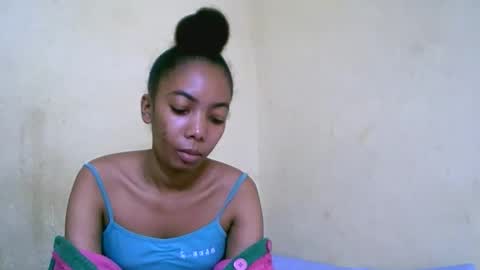 Snapshot of lutchia chatting on September 2025 05:46:01 PM lutchia online show from September 2025 05:46:01 PM