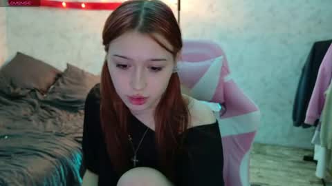 Snapshot of luvellina chatting on June 2026 09:51:01 AM luvellina online show from June 2026 09:51:01 AM