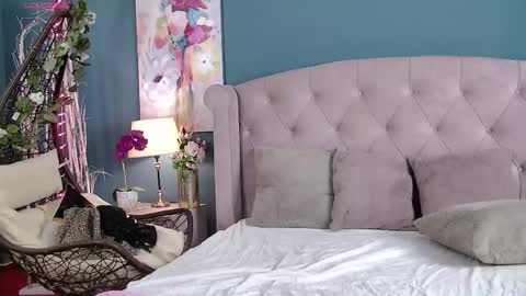 Luviahh  online show from June 2026 10:58:02 AM