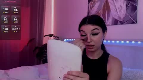 Snapshot of luvlyveronica chatting on July 2026 12:04:02 PM Veronica online show from July 2026 12:04:02 PM