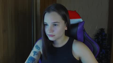 Snapshot of luvmeeow chatting on December 2024 08:25:02 PM Ann online show from December 2024 08:25:02 PM