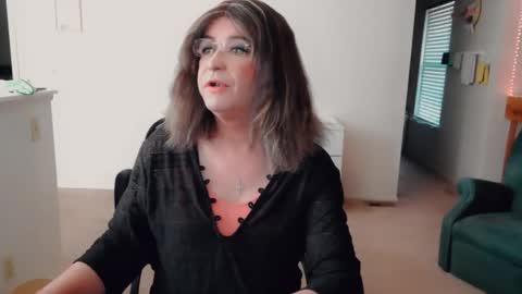 Britney online show from December 2025 05:40:02 PM