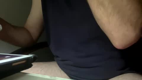 Snapshot of luvs2lickhotlips chatting on January 2025 03:24:01 PM luvs2lickhotlips online show from January 2025 03:24:01 PM