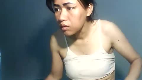 Bee Bee online show from February 2026 04:05:02 AM