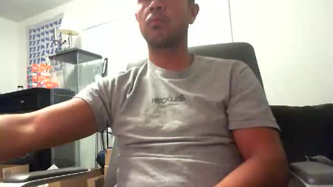 Snapshot of luvv777 chatting on December 2025 08:45:02 AM luvv777 online show from December 2025 08:45:02 AM