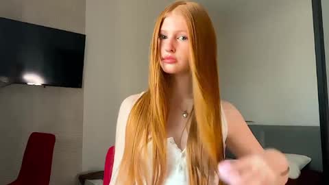 lux_angel online show from May 2026 12:19:02 AM
