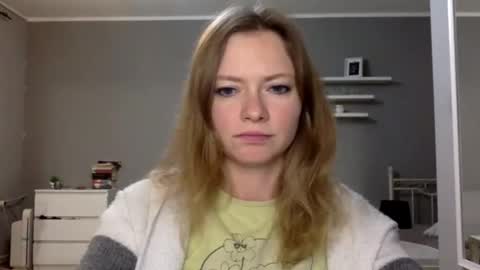 Millie online show from October 2025 08:53:02 PM