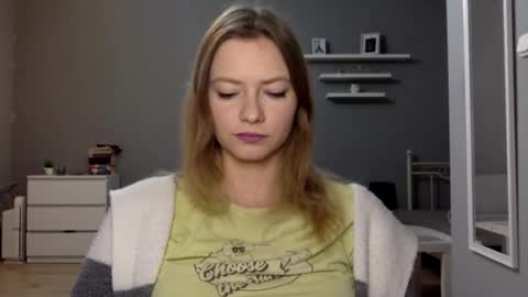 Millie online show from October 2025 03:47:02 PM