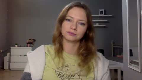 Millie online show from November 2025 10:12:01 PM