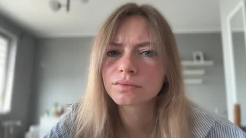 Snapshot of lux_millie chatting on May 2026 07:02:02 AM Millie online show from May 2026 07:02:02 AM