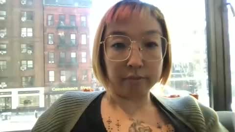 Snapshot of luxgray chatting on January 2025 07:17:01 PM LuxGray online show from January 2025 07:17:01 PM