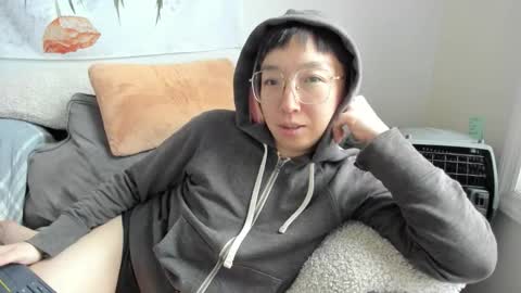 Snapshot of luxgray chatting on December 2025 08:13:01 PM LuxGray online show from December 2025 08:13:01 PM