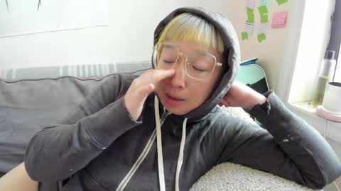 LuxGray online show from April 2026 03:25:01 PM