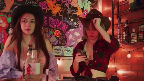 Snapshot of luxrayi chatting on February 2026 05:23:01 AM Ray online show from February 2026 05:23:01 AM